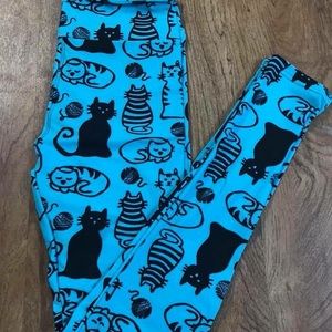 Yoga band cat leggings. OS and TC. Custom design